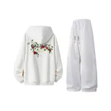 Белый худи + светло-серые штаны