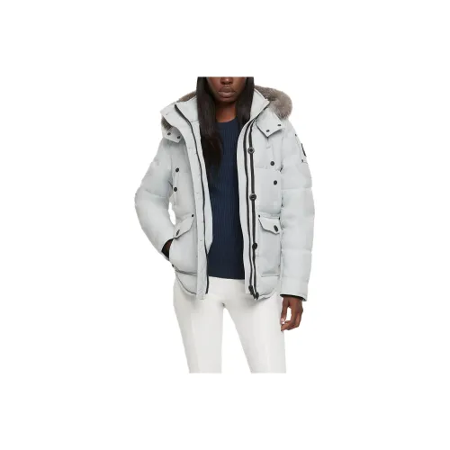 Moose Knuckles FW23 ANGUILLE Овчина Коллекция Пуховик Женские Серый Цвет Березовая древесина