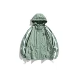 Светло-зеленый