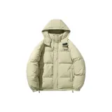 Зеленый цвет увядшей травы