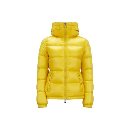 Moncler Пуховик Женские Желтого цвета