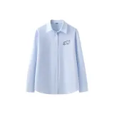 Синий логотип с изображением кошки Scrawled на груди