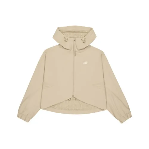 New Balance Куртки и Пальто Женские Древесный Коричневый