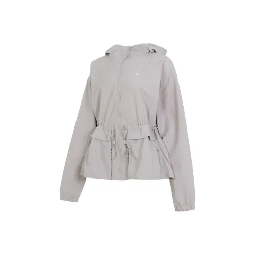 NIKE Sportswear Бело-золотой фиолетовый Женские Куртки