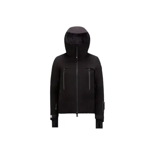 Moncler Куртки и Пальто Женские