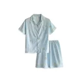 Светло-голубой