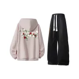 Пыльно-розовый худи + черные штаны