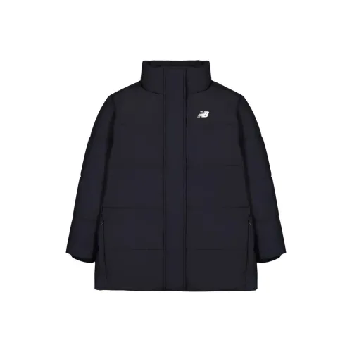 New Balance Женские черные пуховики