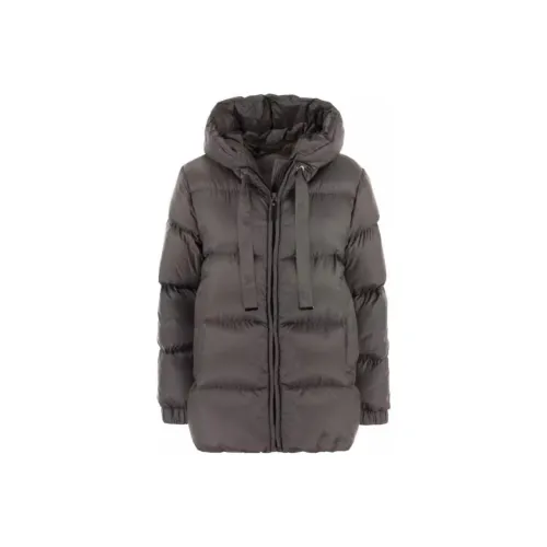 MaxMara Куртки и Пальто Женские Черные