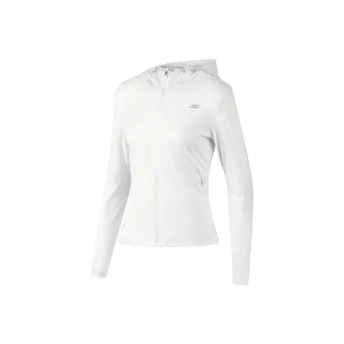 Skechers Bright White/0019 Женская одежда с защитой от UV