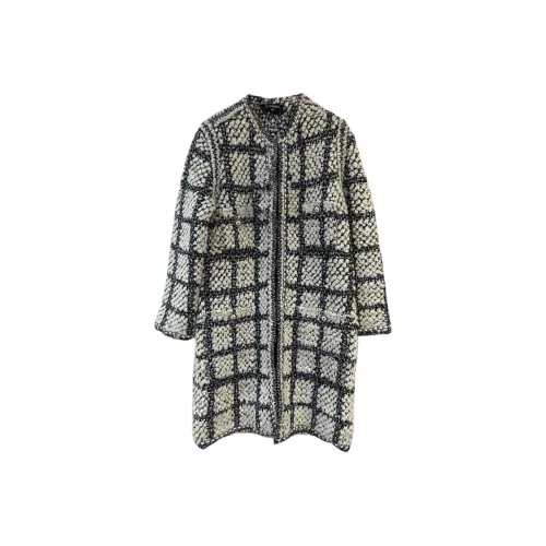 CHANEL Белое Женское Пальто