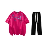 Комплект одежды (Розовая и красная футболка + черные повседневные штаны)