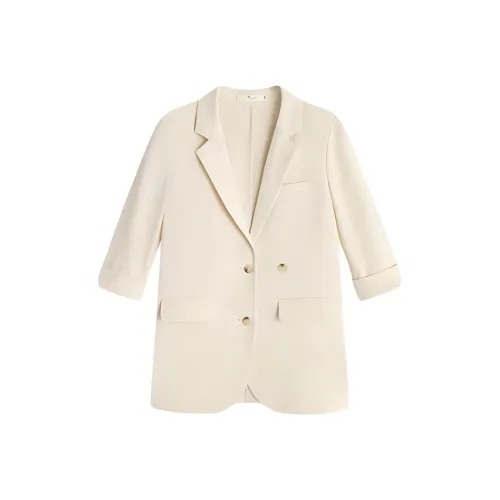 Бизнес костюм для женщин, цвет слоновая кость