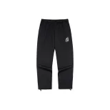 Глубокий черный