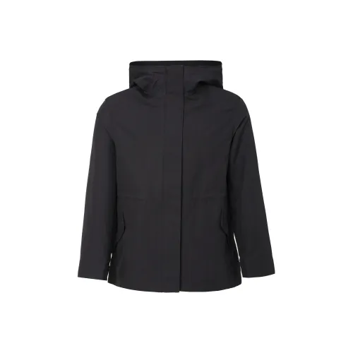 UNIQLO Черные Женские Ветровки