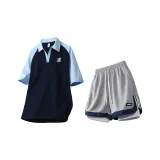 Темно-синяя рубашка с коротким рукавом + светло-серые шорты