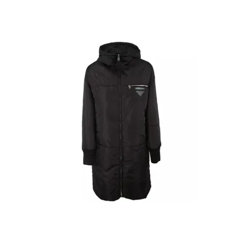 PRADA Letter С капюшоном Пуховая куртка Женская Черная