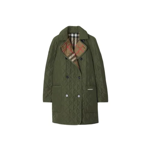 Burberry Пальто Женское Темно-оливкового цвета