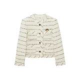 Белый, короткий пальто.