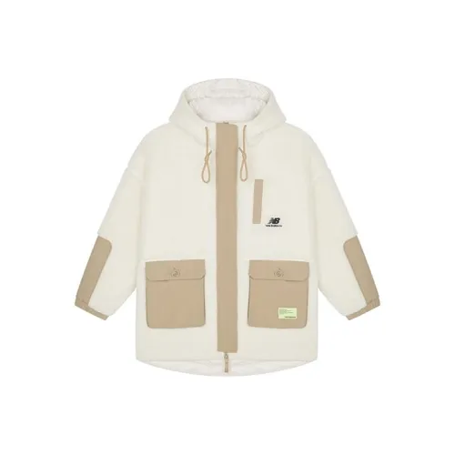 New Balance Бархатная куртка Velvet Jacket Сливочного цвета Женские