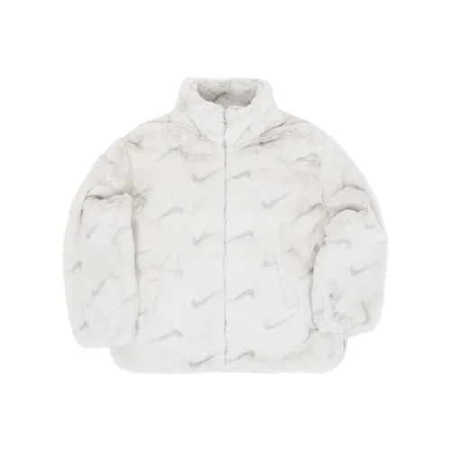 NIKE Белые Женские Объёмные Куртки (Пуфы)