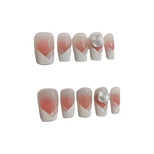 Gentle Welcome S111 Молоко Пена Космос Французский False Nail Укороченный Короткий LADDER Розово-белый Румяна Stain Милый