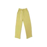 Оливковый зеленый