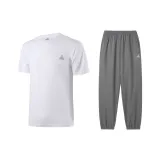 Комплект одежды [Белая футболка с коротким рукавом + Серые штаны]