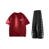 Бордовая рубашка с коротким рукавом + черные штаны