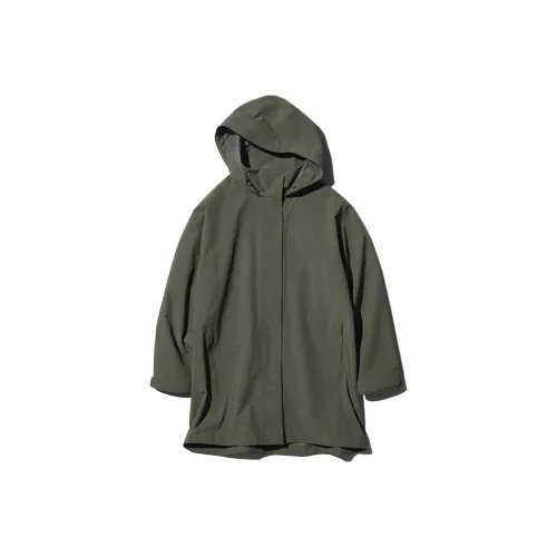 UNIQLO Темно-оливковый Женский Пальто