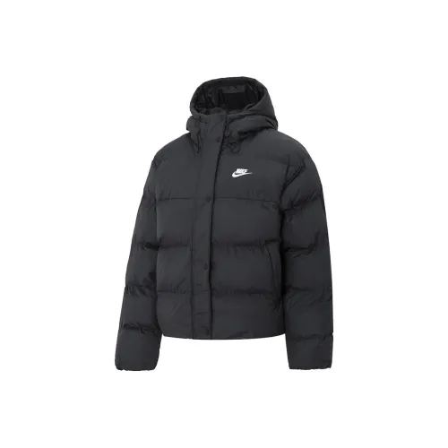 NIKE Черные Женские Объемные Куртки (Пуфы)