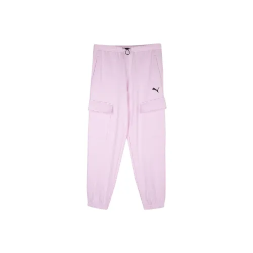 PUMA DARE TO RELAXED CARGO Тренировочные брюки Повседневные брюки Женские Светло-розовые