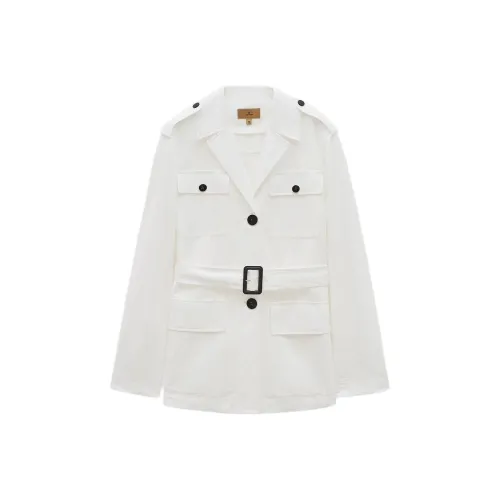 INSUN Бизнес-костюм женский натуральный белый