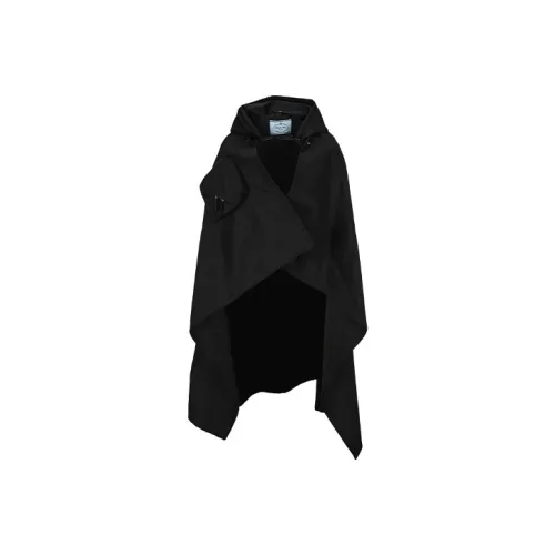 PRADA Черные Женские Плащи
