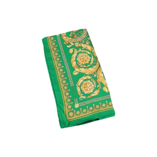 VERSACE Шелковые шарфы для женщин