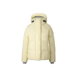 Светло-желтый