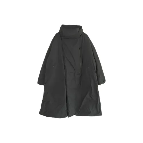 F/CE Черные Женские Пуховики