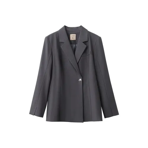 AMII Женские офисные костюмы