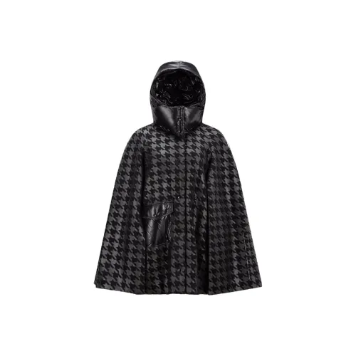 Moncler Черные Женские Плащи