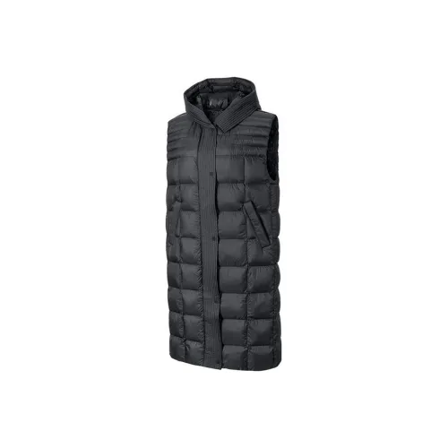 NIKE Черные Женские Жилеты