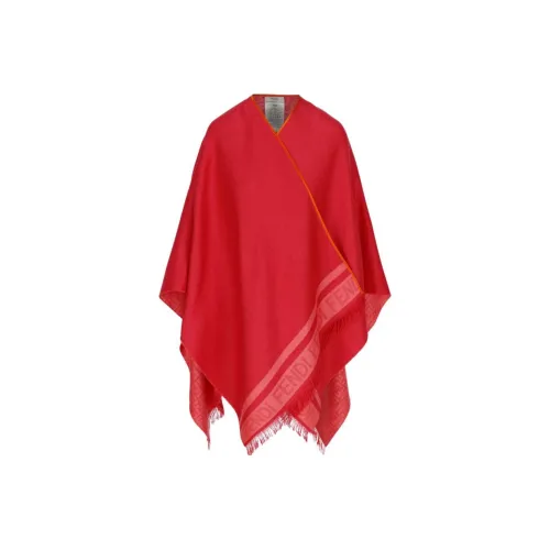 FENDI Красный Женские Плащи