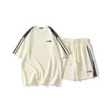 Бежево-абрикосовый