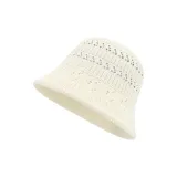 Молочно-белый