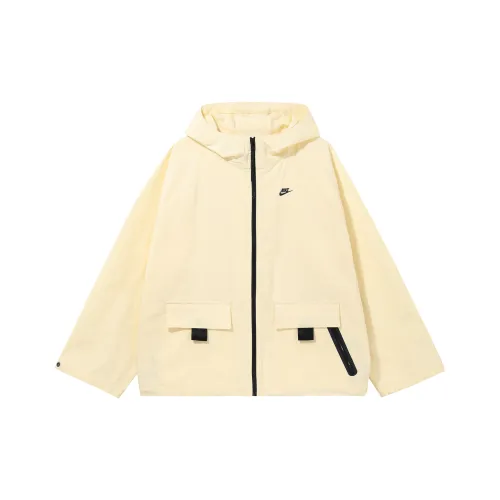 Nike Пуховик Зимний Женский Бежевый Желтый