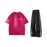 Розовая красная рубашка с коротким рукавом + черные штаны