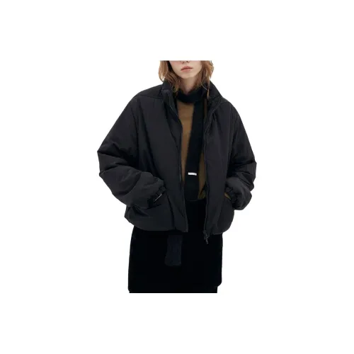 LOW CLASSIC Пуховая куртка Женская Черная