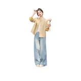 Светло-жёлтый