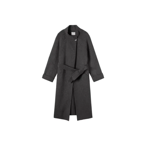 DIALOGUE Женские пальто