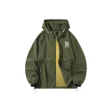 Армейский зеленый