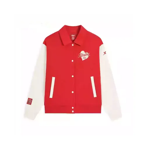 XTEP Sports Life Collection Бейсбольная куртка Женская Enchanting Red Mountain Moon White